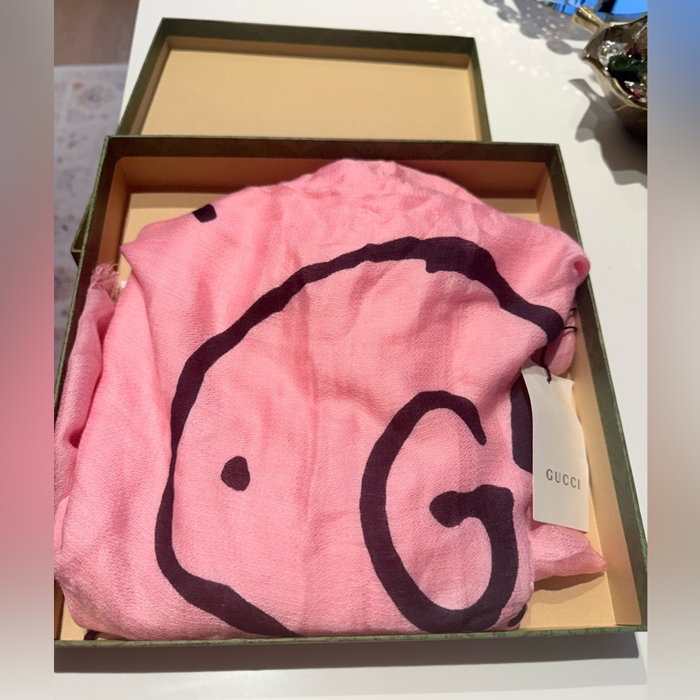 NWT Gucci Ghost Scarf Trouble Andrew Pink GG Graffiti w Box COA Made in Italy